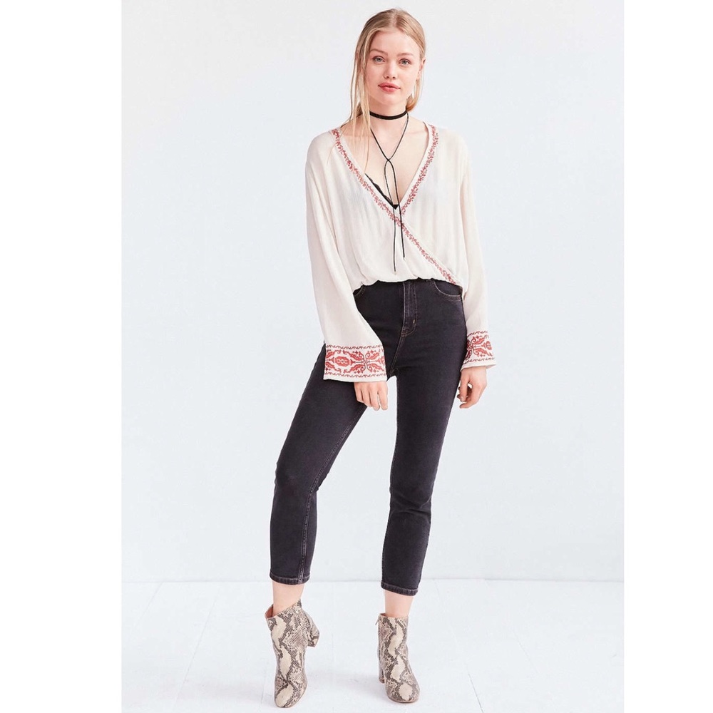 Urban Outfitters Ecote Embroidered Surplice Top - Picture 6 of 6